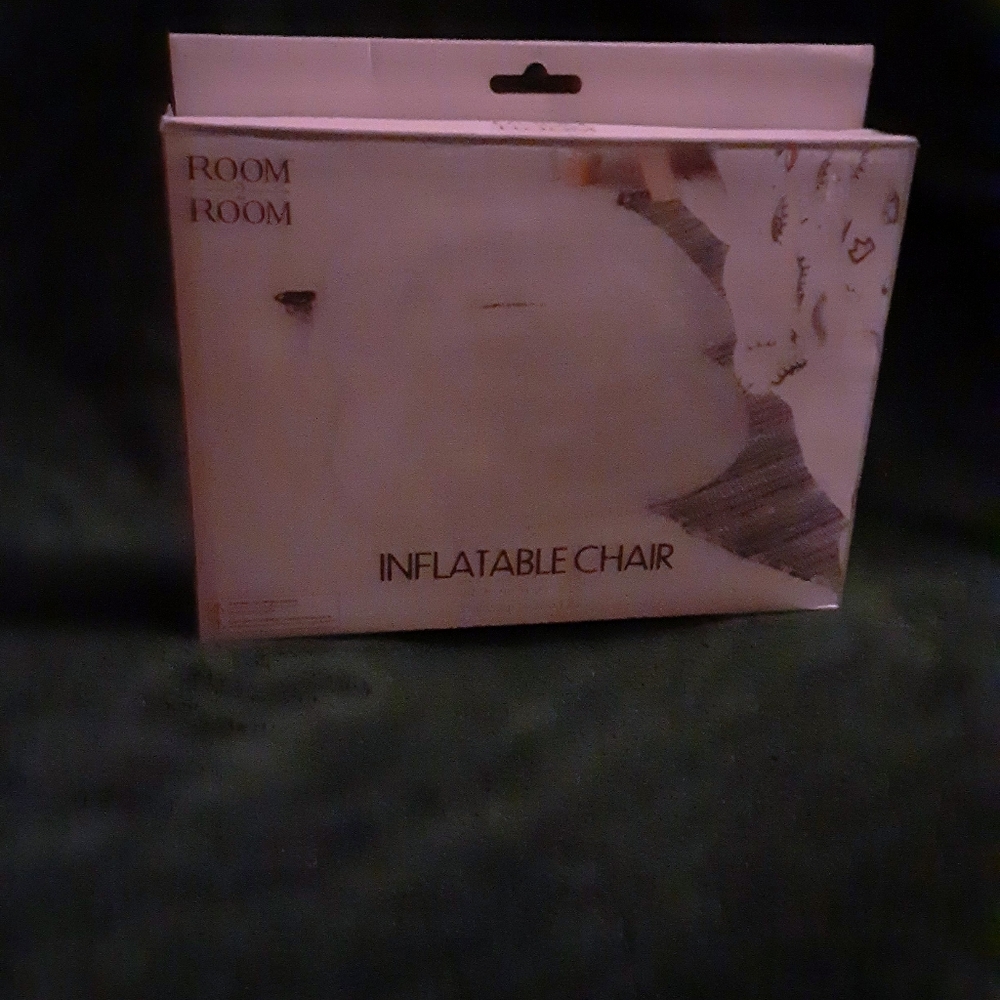 Chair - Picture 2 of 5